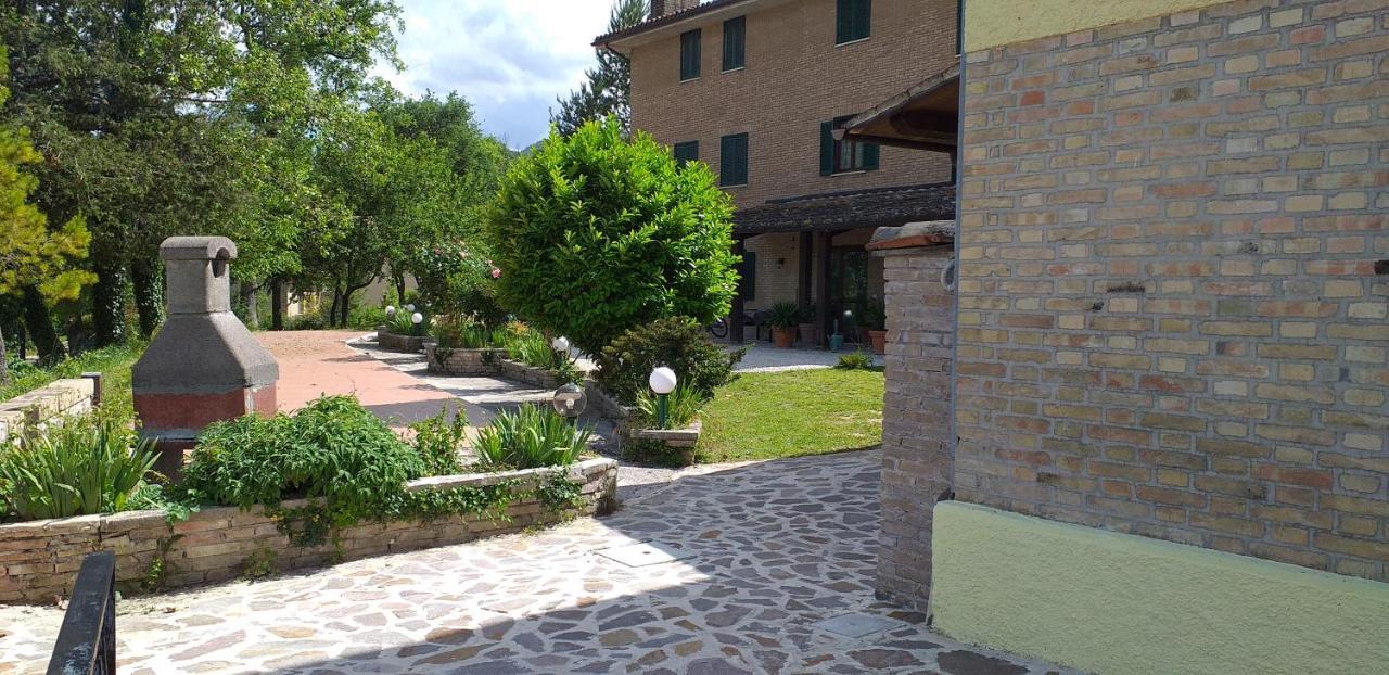 Hotel B&B Resort Fonte La Castellana سارنانو المظهر الخارجي الصورة